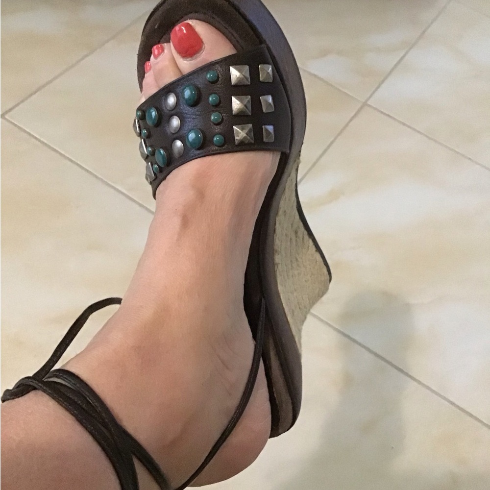 Studded Brown Wood Leather Wedge Sandals - Picture 2 of 4